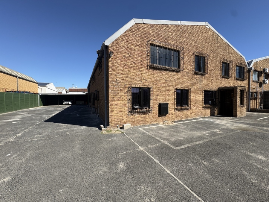 To Let Commercial Property for Rent in Montague Gardens Western Cape